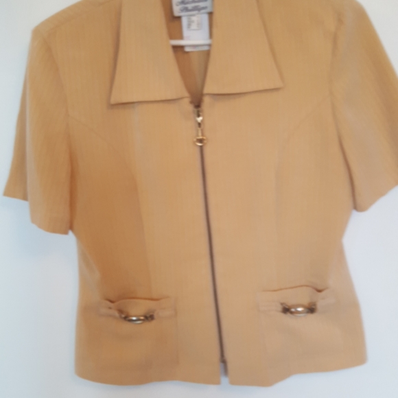 Mustard striped Michael Philips summer suit set - Picture 3 of 6